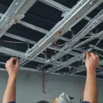 Montaż krok po kroku: instalacja szynoprzewodów magnetycznych